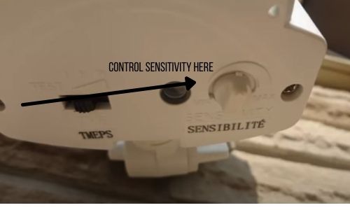 senstivity on motion sensor lighs