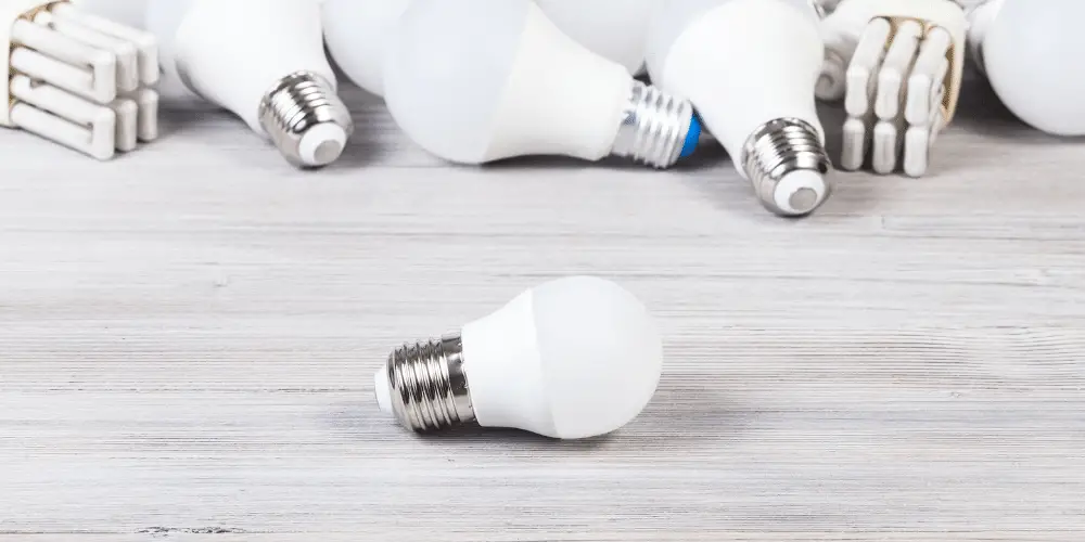 Dimmable LED light bulbs